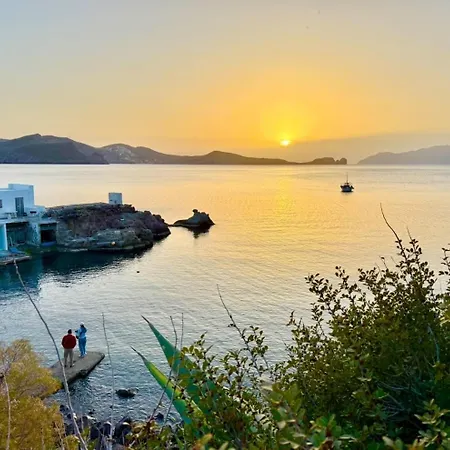 Utopia Boutique On-in The Water Between 2 Seas Ideal 5 People