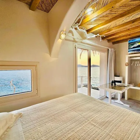 Utopia Boutique On-in The Water Between 2 Seas Ideal 5 People *