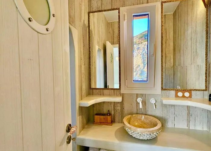 Villa Utopia Boutique On-in The Water Between 2 Seas Ideal 5 People *